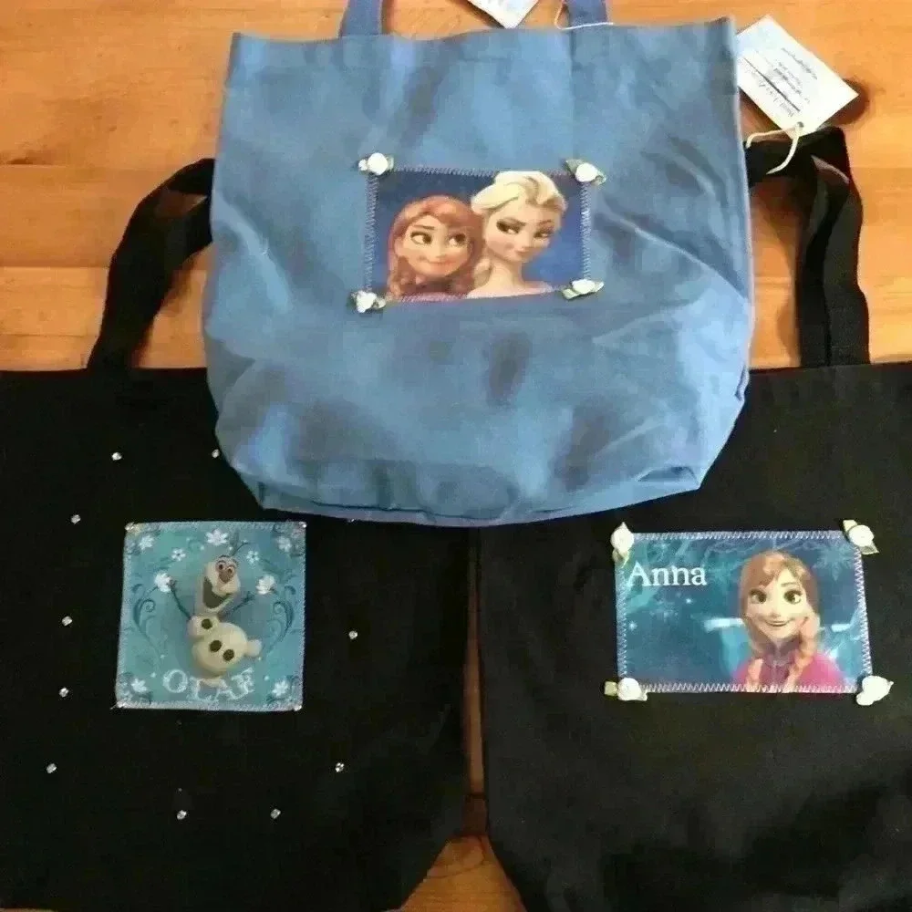 New! Disney Frozen Tote Bags.